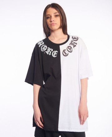 Remera 
MCD Over Querubin