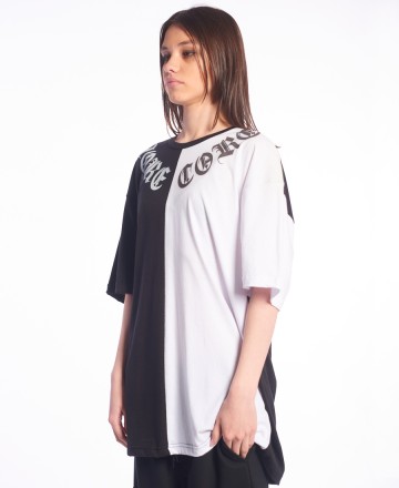 Remera 
MCD Over Querubin