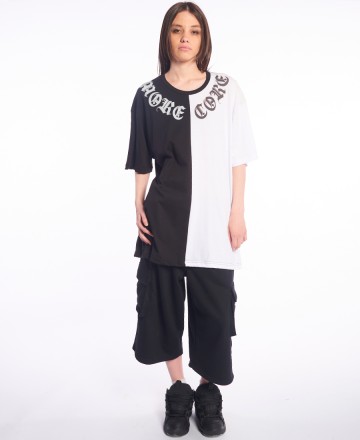 Remera 
MCD Over Querubin