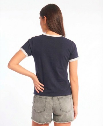 Remera 
Rip Curl Ringer Fitted Dalia