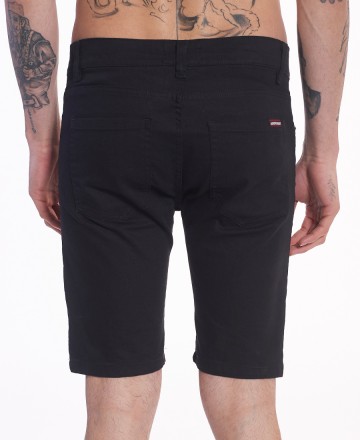 Bermuda
Independent Skinny Black